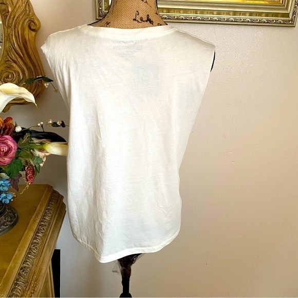 TRUE Religion Punk Stencil Crop Muscle shirt size L NWT. - Picture 3 of 5